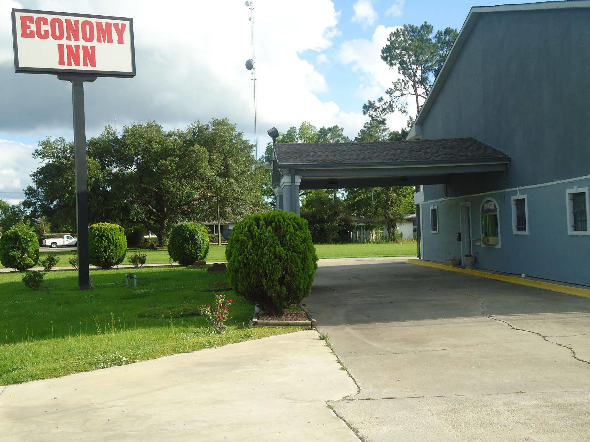 Super 6 Inn Carencro エクステリア 写真